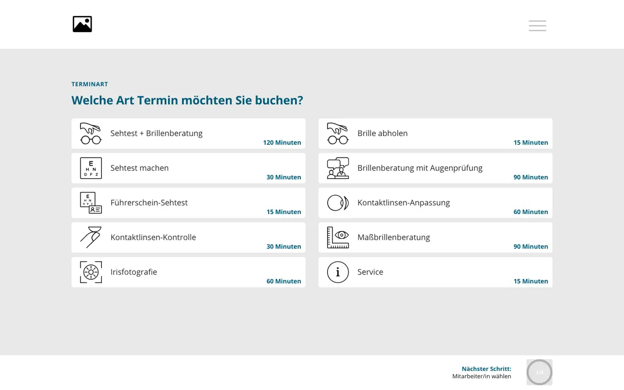 Kundenansicht der Onlinebuchung: Terminart, Mitarbeiterin, Termin, Kontaktdaten mit Datenschutz-Häkchen und Zusammenfassung „Fast fertig!